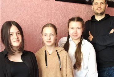 С помощью новых технологий школьницы из Славянки спасают редкие сосны